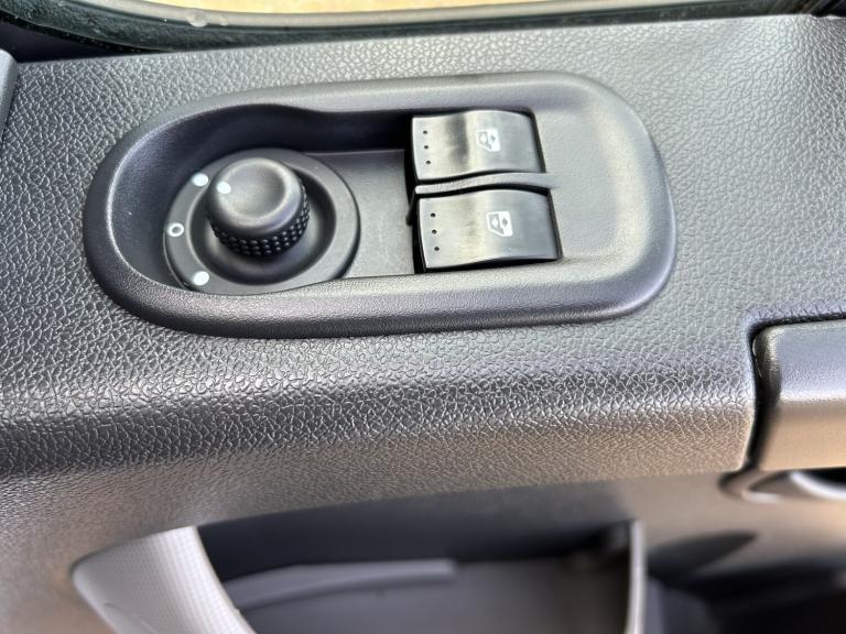 2018 VAUXHALL MOVANO 2.3 CDTi 130 WELFARE MESS CREWCAB VAN MWB CAMPER CONVERSION