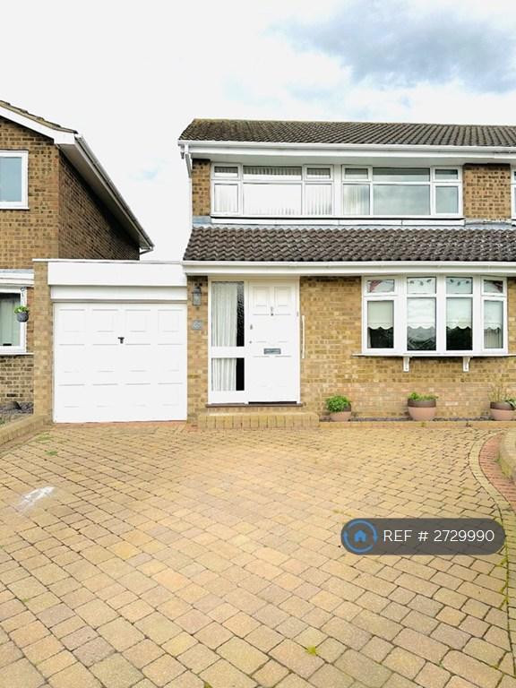 3 bedroom house in Downsway, Chelmsford, CM1 (3 bed) (#2729990)