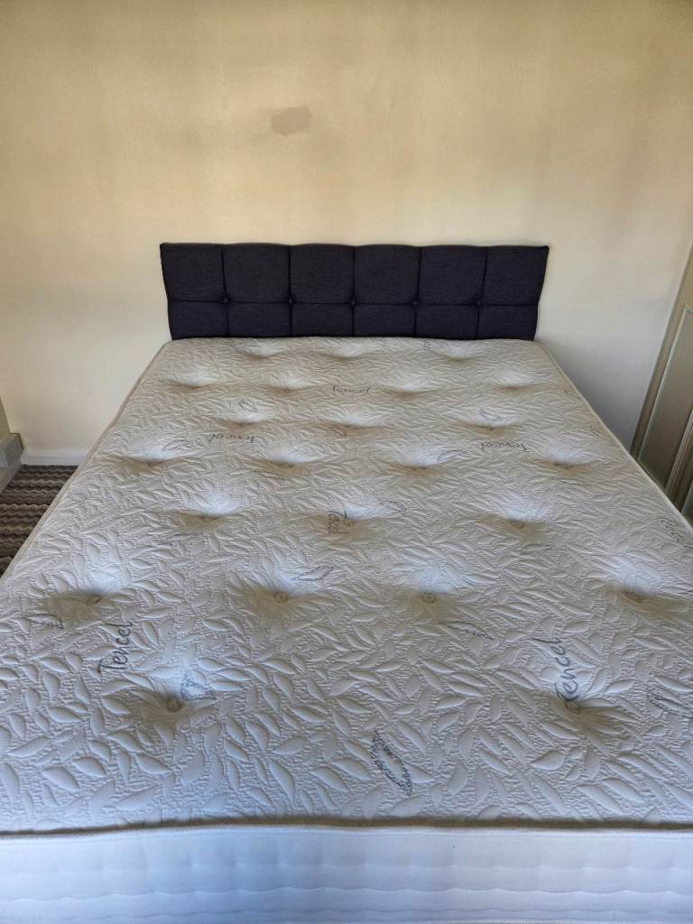Kingside bed base with headboard and mattress