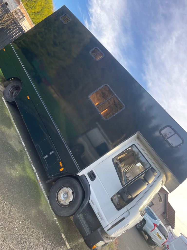 Euro cargo horse box 