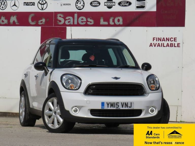 2015 MINI Countryman 1.6 Cooper 5dr HATCHBACK PETROL Manual