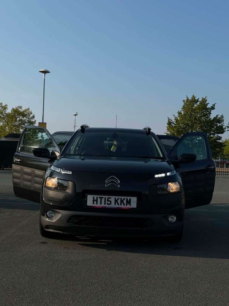 Citroen, C4 CACTUS, Hatchback, 2015, Semi-Auto, 1199 (cc), 5 doors