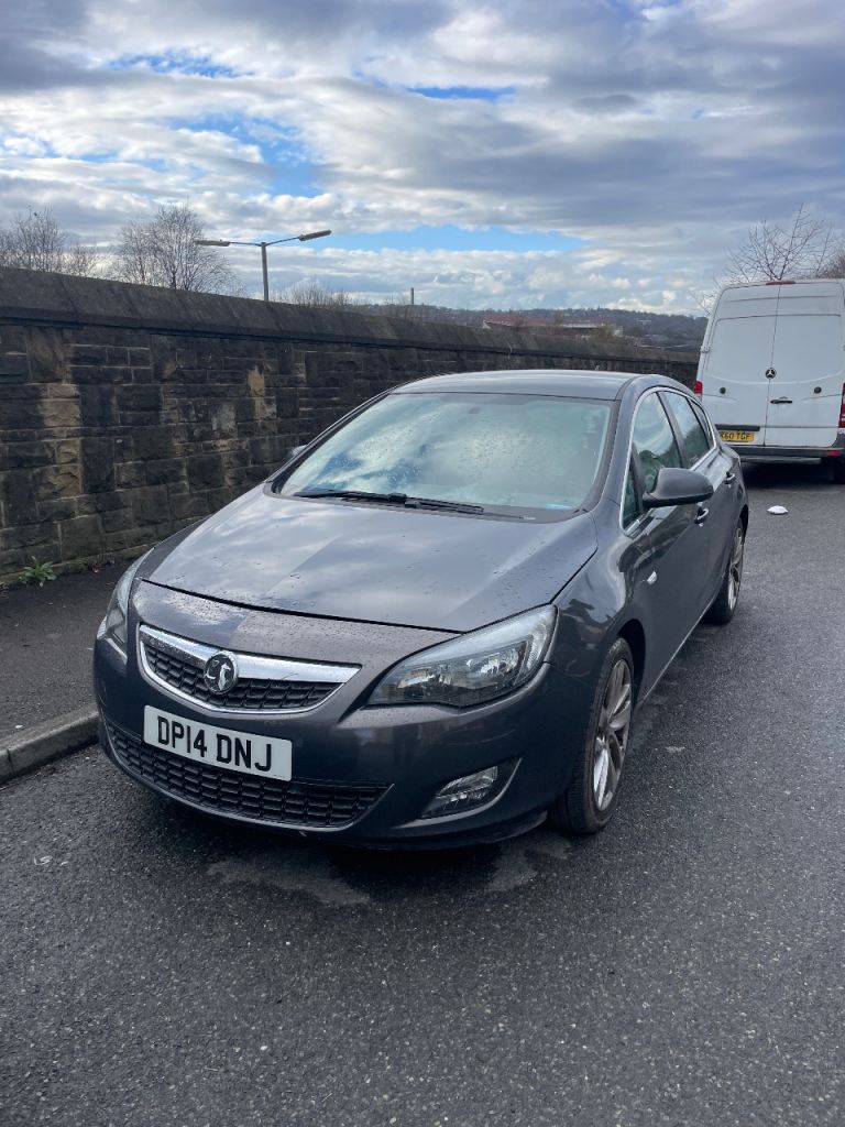 Vauxhall, ASTRA, Hatchback, 2014, Manual, 1956 (cc), 5 doors