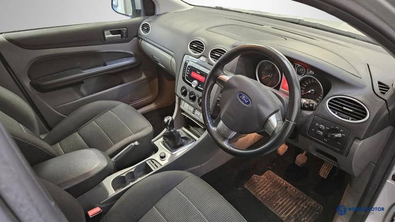 2008 Ford Focus 2.0 Titanium Hatchback 5dr Petrol Manual (170 g/km, 143 bhp) Hatchback Petrol Manual