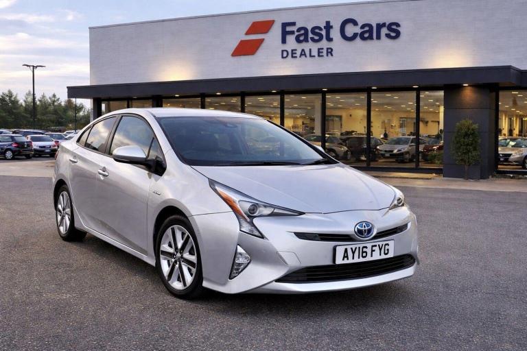 2025 Toyota Prius Saloon Hybrid Automatic