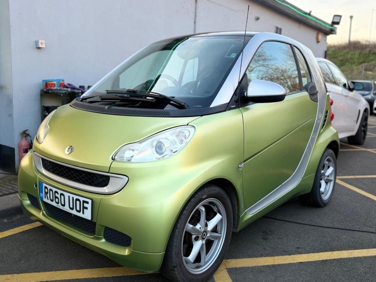 2010 smart fortwo 1.0 Passion SoftTouch Euro 5 2dr COUPE Petrol Automatic