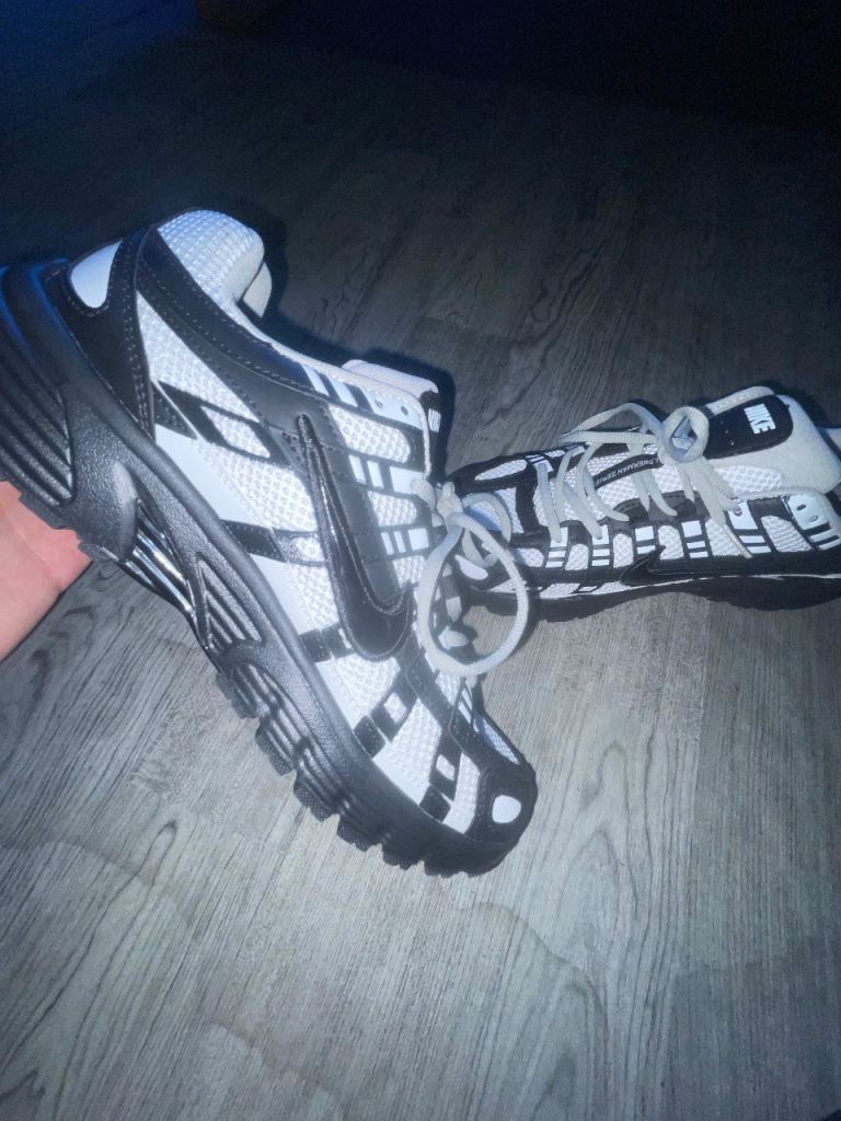 men’s nike p6000