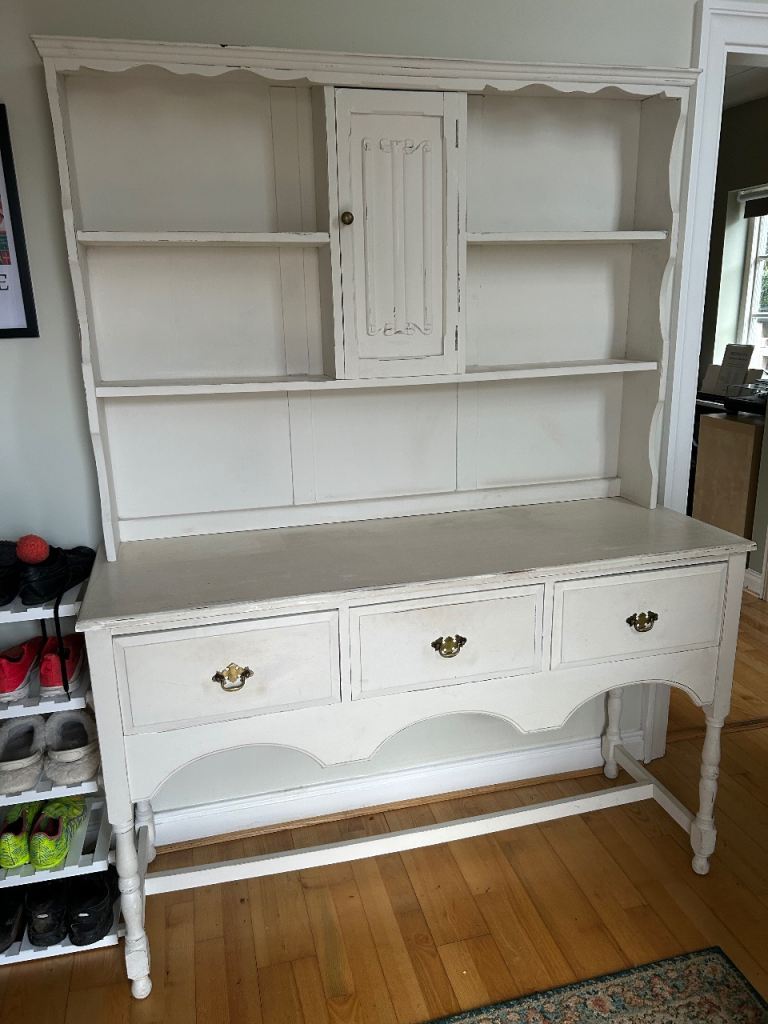 Shabby Chic Dresser