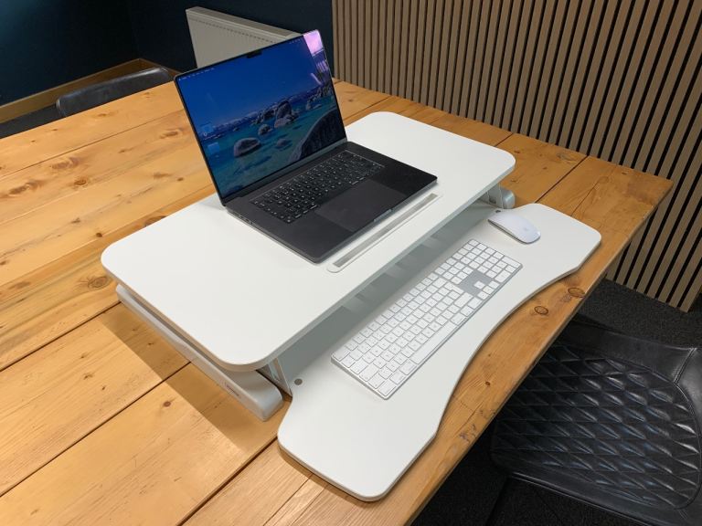 VonHaus Standing Desk Converter Sit-Stand Workstation White Ideal For Working From Home