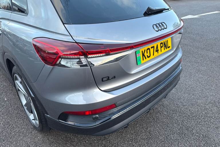 2025 Audi Q4 e-tron Q4  Black Edition 45 e-tron   kW SUV ELECTRIC Automatic