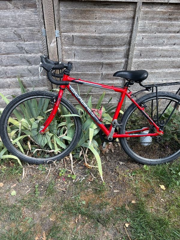 Red Kids island Road Bike - Good Condition, Ready to Ride
