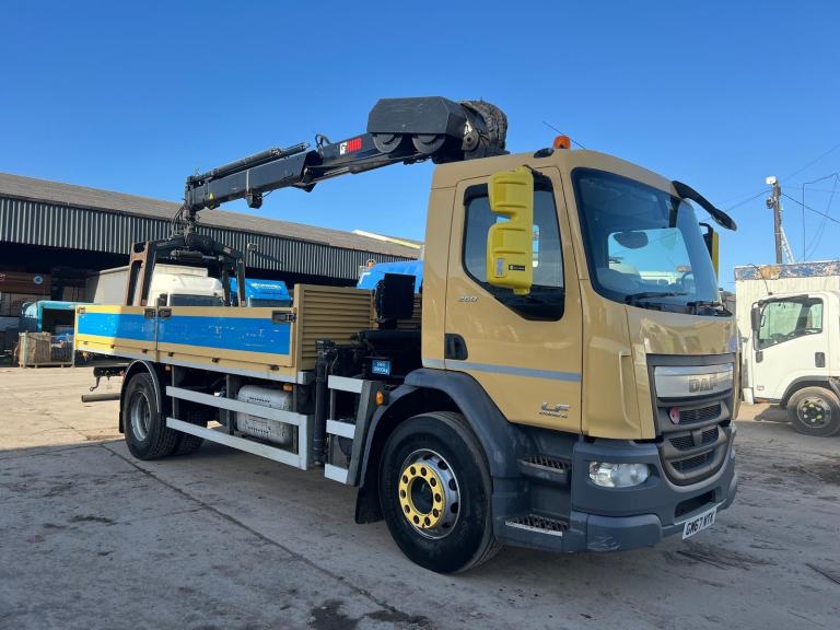 DAF TRUCKS LF 260 18 TONNE FRONT MOUNTED ATLAS CRANE