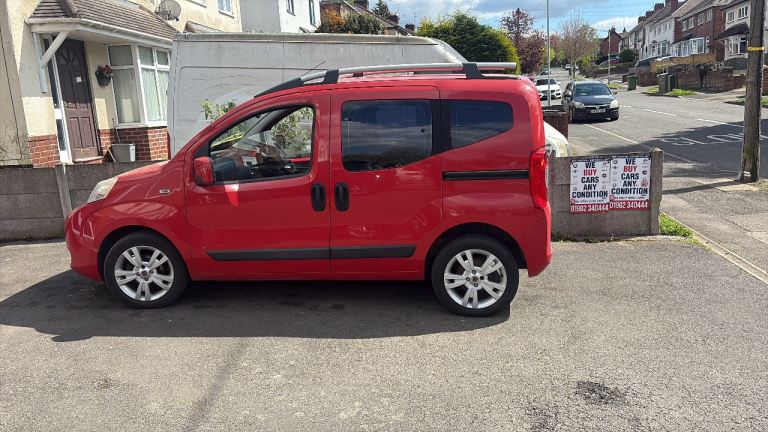 Fiat Qubo Mpv multijet 2009 red parts
