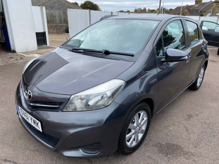 2012 Toyota Yaris 1.33 VVT-i TR 5dr HATCHBACK Petrol Manual