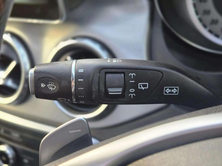 2016 Mercedes-Benz GLA GLA 220d 4Matic AMG Line 5dr Auto [Prem Plus] ESTATE DIESEL Automatic