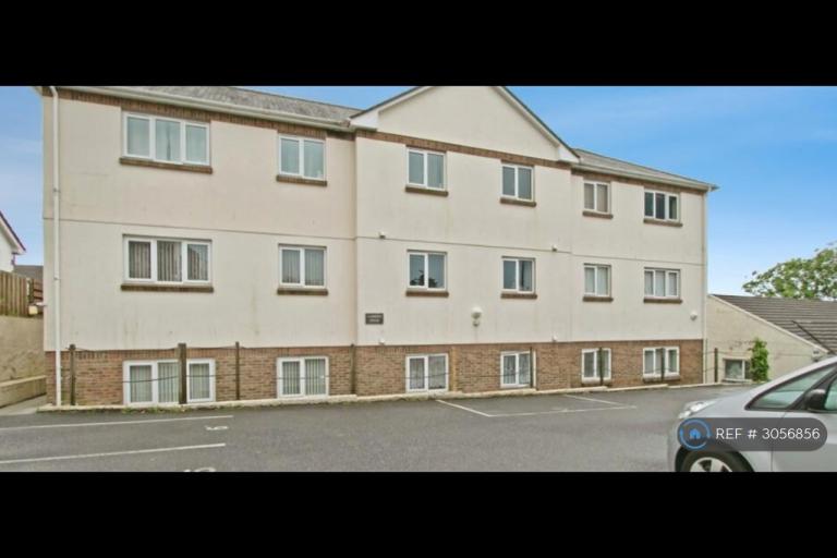 1 bedroom flat in East Hill, Camborne, TR14 (1 bed) (#3056856)