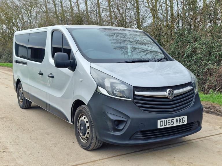 2015 Vauxhall Vivaro CDTI Grey LWB 9 Seat Minibus  Drives Perfect  ULEZ  3MOT