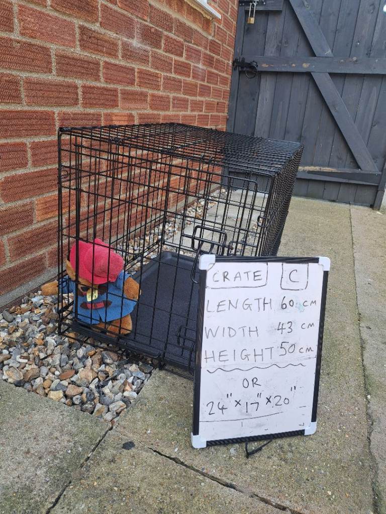 Small puppy dog crate 