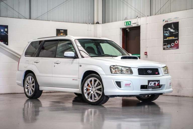 SUBARU FORESTER Sti Sg9 White Manual Petrol 2004