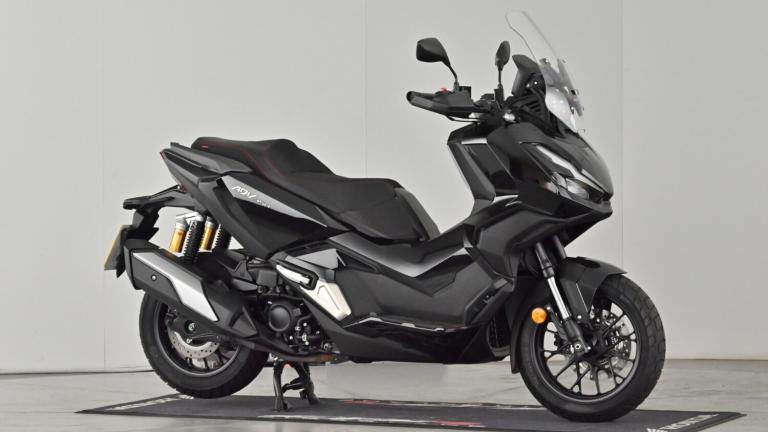 2025 Honda ADV 350 350 Scooter Petrol CVT V-Belt Euro 5 (29 ps) Scooter Petrol Automatic