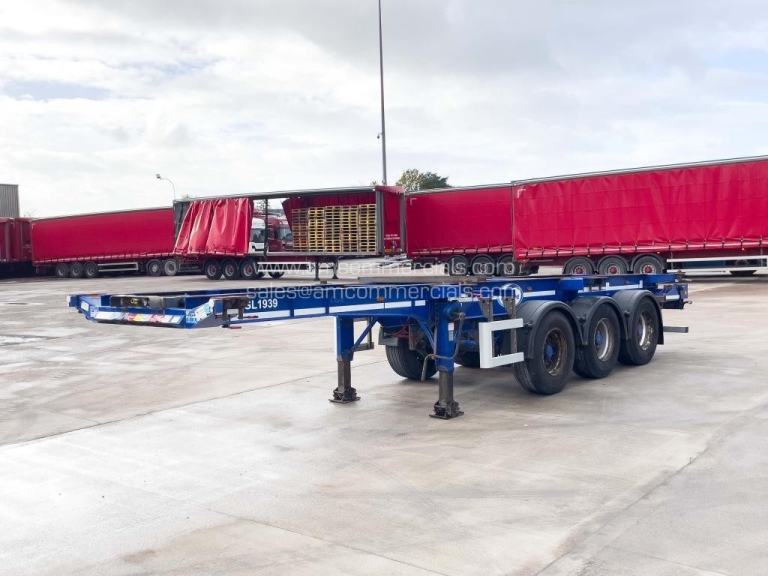 DENNISON SLIDING SKELETAL TRAILER 