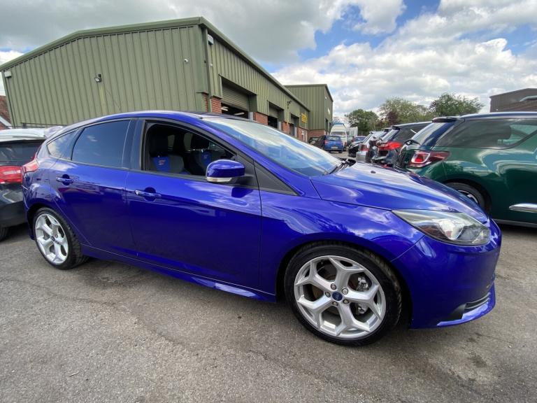 FORD FOCUS 2.0 T EcoBoost ST-2 2012