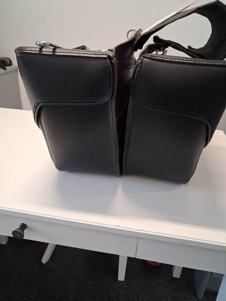 Held leather panniers