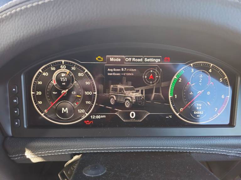 Landrover defender puma  digital dash 