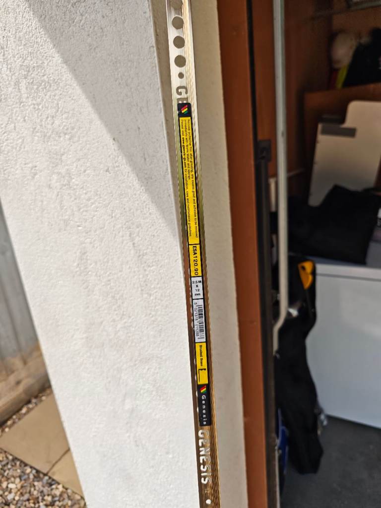 2 x 2.5m tile trims 12mm deep