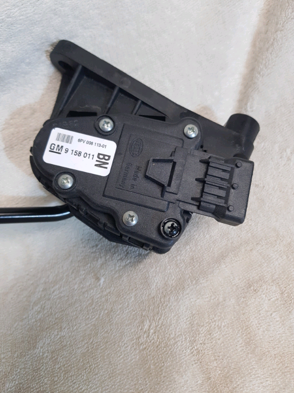 Disability flip throttle pedal 