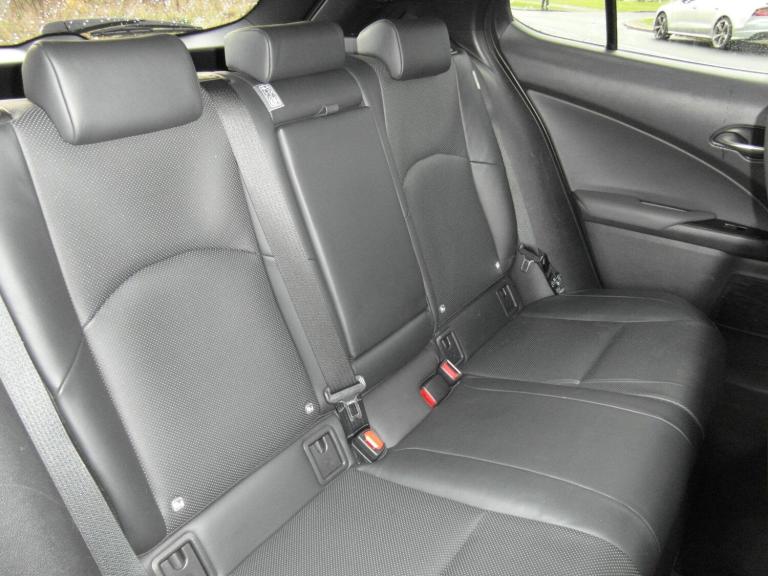 2019 Lexus UX 2.0 250h F Sport (Premium Plus) SUV 5dr Petrol Hybrid E-CVT Euro 6 (s/s) (1 ESTATE ...