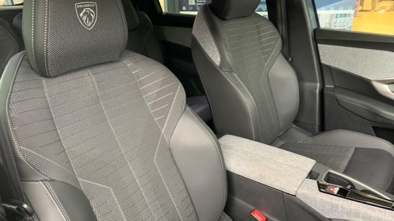 2025 Peugeot 5008 1.2 HYBRID GT SUV 5dr Petrol Hybrid e-DSC6 Euro 6 (s/s) (136 ps) SUV Hybrid Aut...