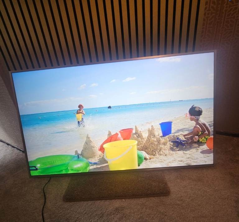 SAMSUNG 55 INCH 4K ULTRA SMART TV 