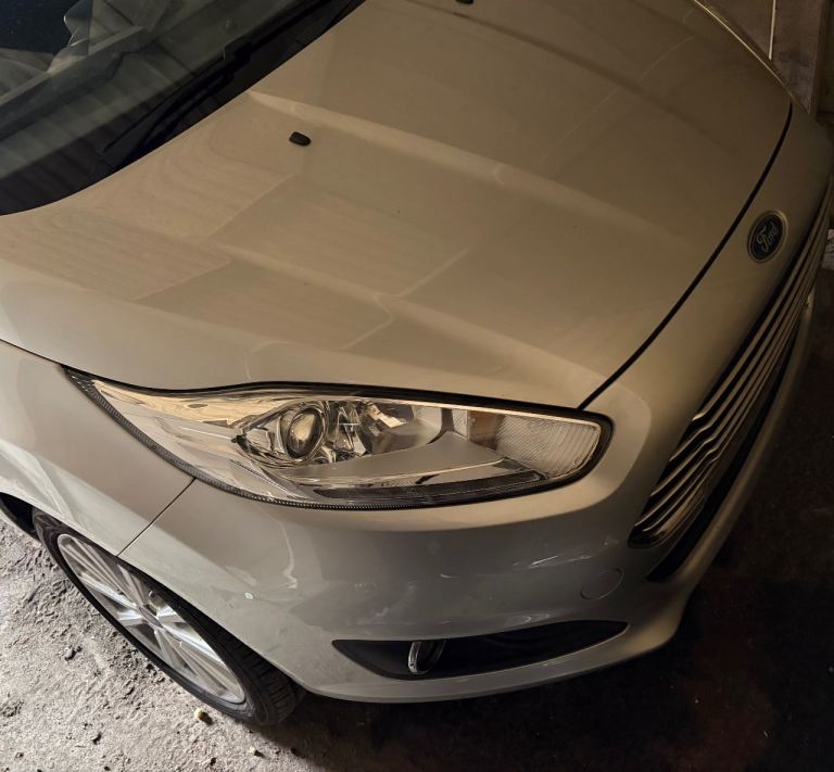 2017 Ford fiesta front end complete In silver 