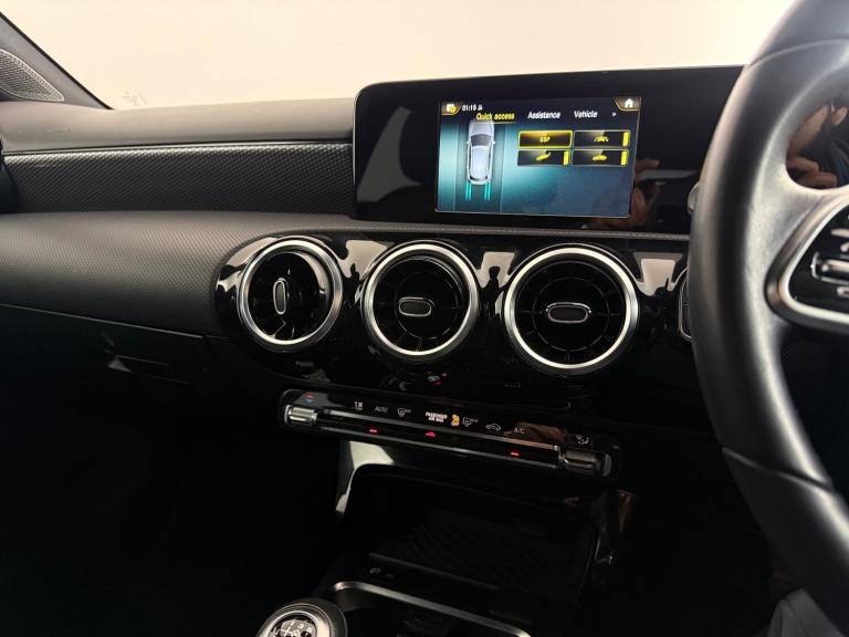 2019 Mercedes-Benz A-Class 1.3 A200 Sport Euro 6 (s/s) 5dr HATCHBACK Petrol Manual