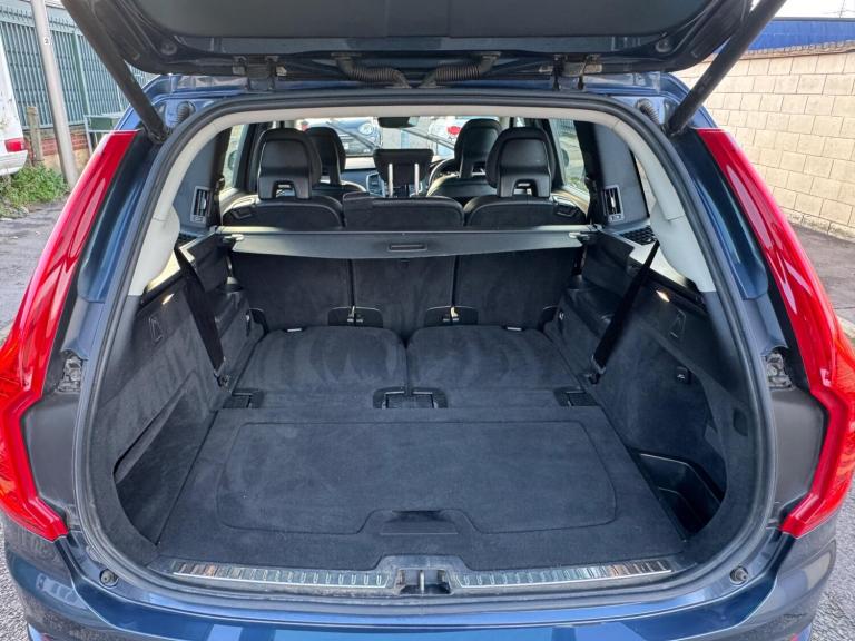 2017 Volvo XC90 2.0 T8 Hybrid Momentum Pro 5dr Geartronic ESTATE PETROL/ELECTRIC Automatic