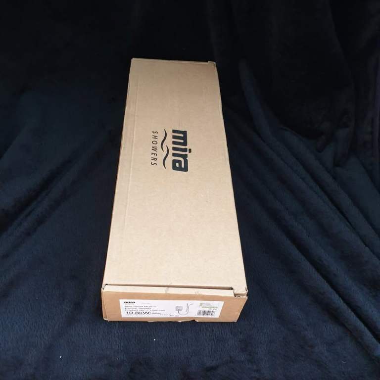 image for Totally Brand New Mira Sprint Gloss White Manual Electric Shower, 10.8kW Head Bath