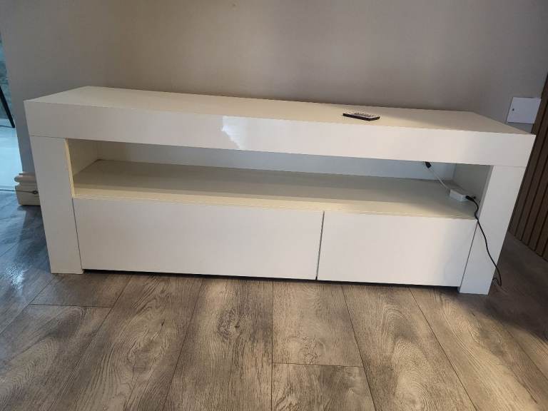 White TV Unit with Drawers – Good Condition