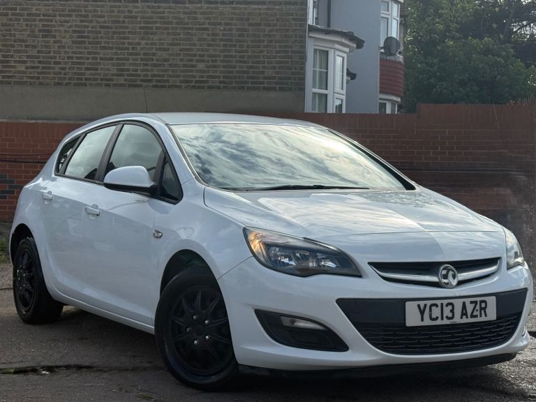 Vauxhall, ASTRA, Hatchback, 2013, Manual, 1398 (cc), 5 doors