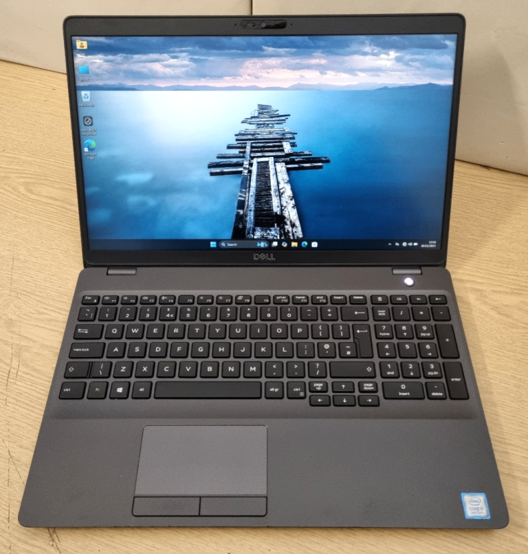 Dell Latitude 5501 high-performance laptop 512gb SSD Intel i5-9400H 4X cores Full HD IPS screen