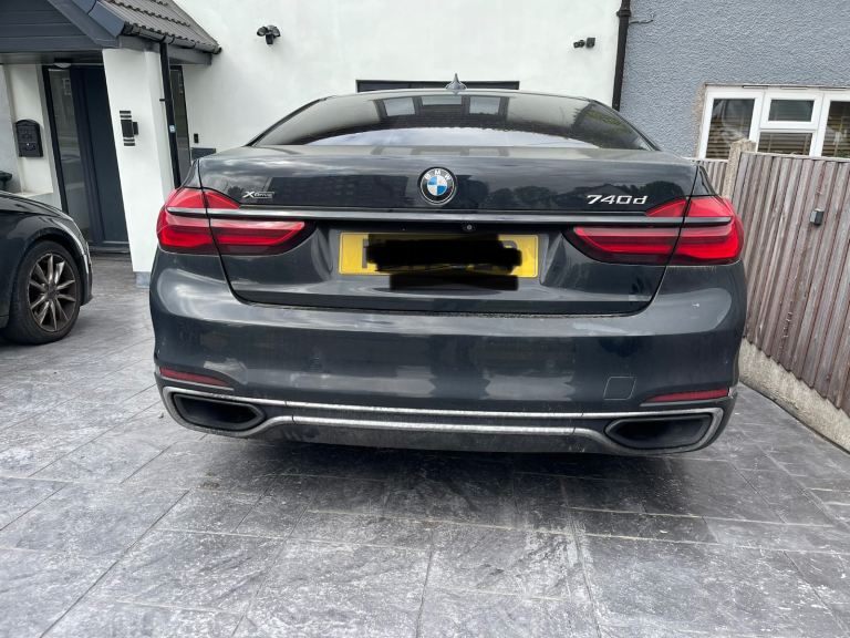 BMW G11 breaking rear bumper 7 series 
