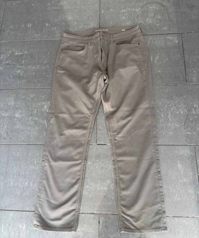 Rodd & Gunn Men's canvas jeans - Size 36S, Good Condition