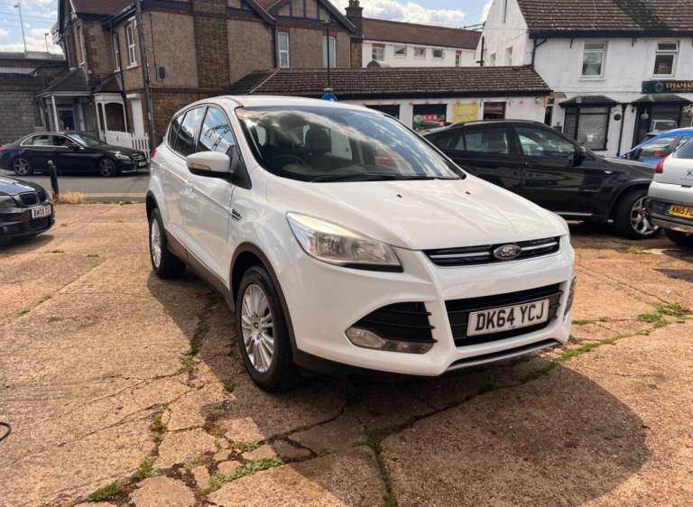 2014 Ford Kuga 2.0 TDCi Titanium 2WD Euro 5 5dr HATCHBACK Diesel Manual