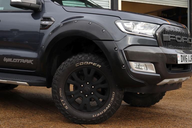 Ford Ranger 3.2 TDCi Wildtrak Auto - RAPTOR LOOKS 