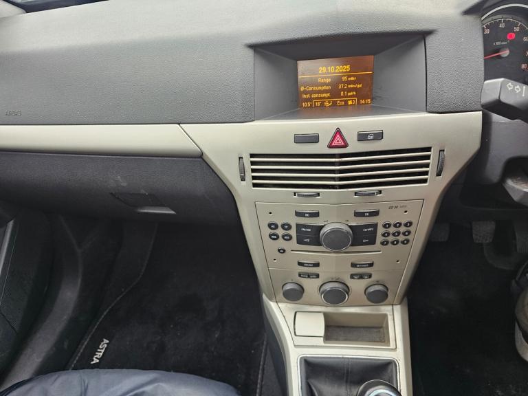 2008 Vauxhall Astra 1.4i 16V Breeze 5dr HATCHBACK Petrol Manual