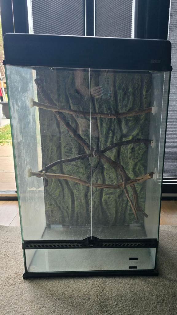 Reptile tank for sale
