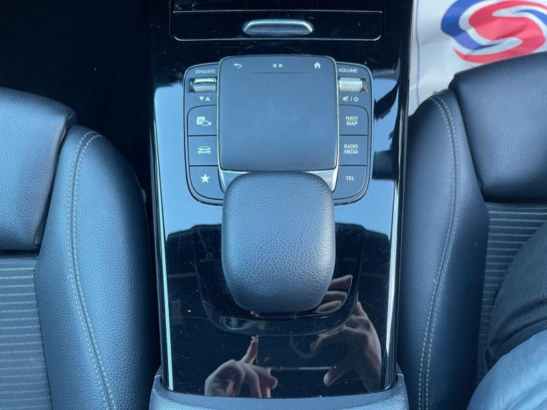 2020 Mercedes-Benz A-Class 1.3 A180 Sport (Executive) 7G-DCT Euro 6 (s/s) 5dr HATCHBACK Petrol Au...