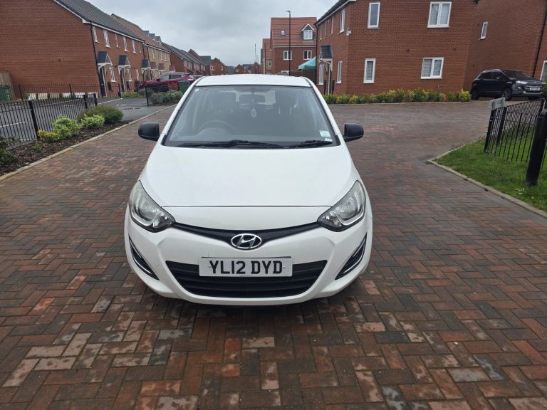 Hyundai i20 1.2 petrol 12 months mot