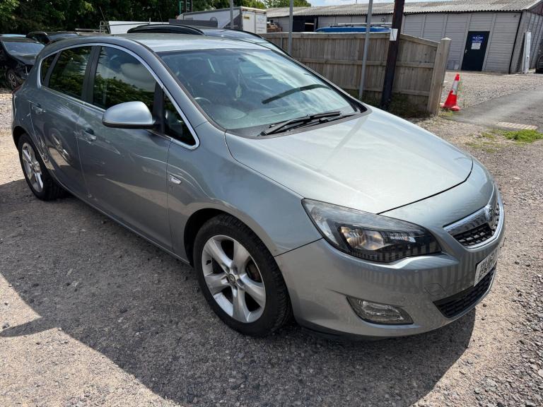 2010 Vauxhall Astra 1.6i 16V SRi 5dr Auto HATCHBACK PETROL Automatic