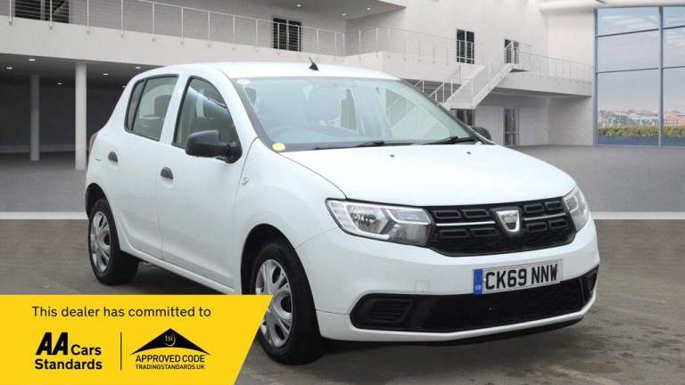 2019 Dacia Sandero 1.0 SCe Essential Hatchback 5dr Petrol Manual Euro 6 (75 ps) HATCHBACK Petrol ...